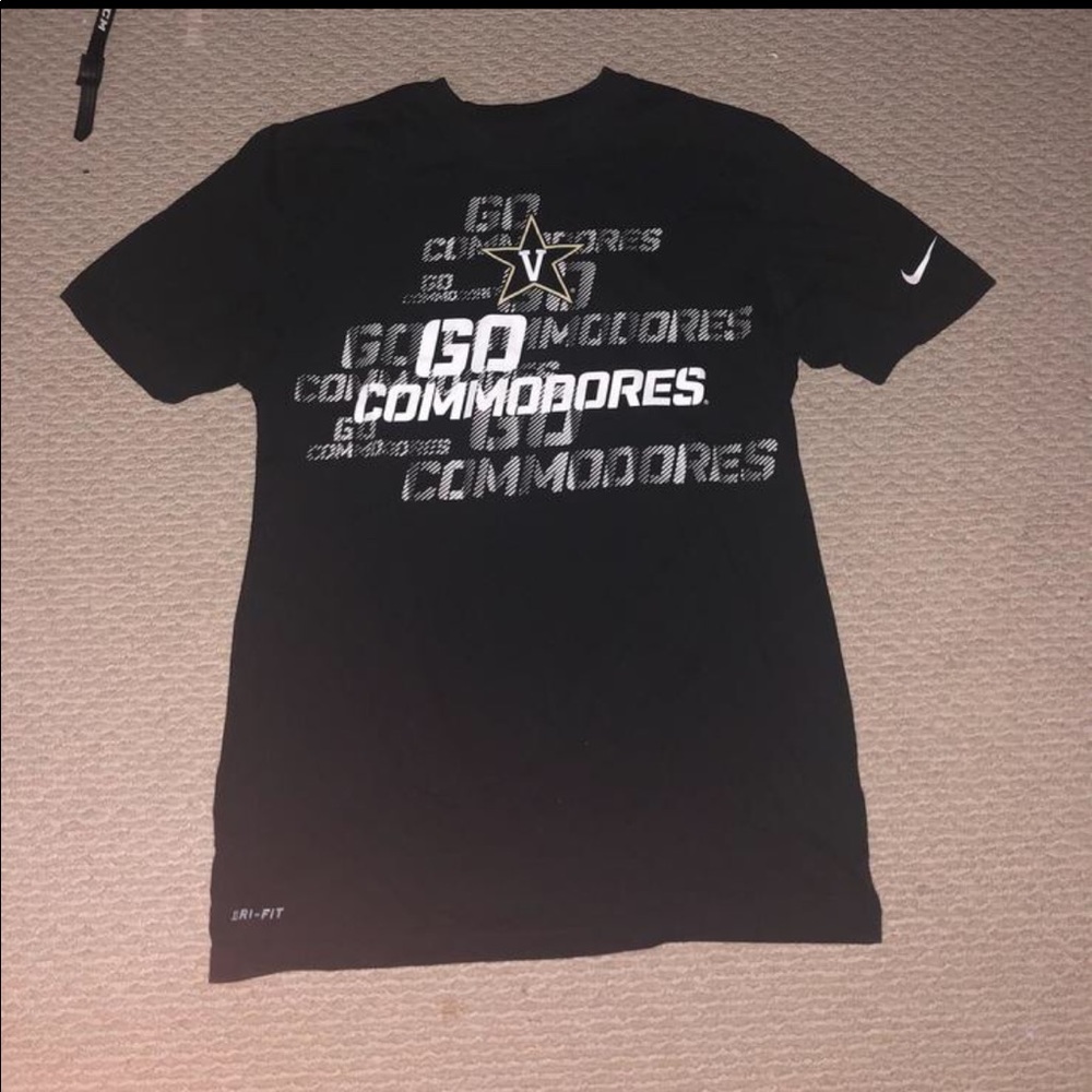 Nike Vanderbilt University Shirt Size M